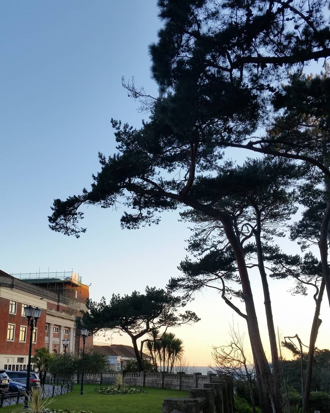 28423837_1994523800577400_5819792682395197918_o